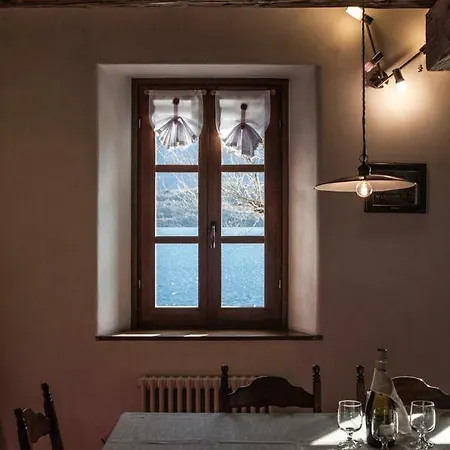 Casa Giuliana * Domaso